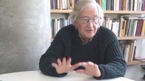 Chomsky et le pouvoir